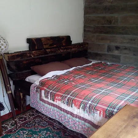 Castaway * Tuamgraney